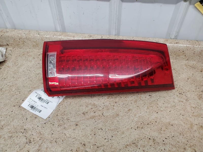 Passenger Tail Light Sedan VIN D 4th Digit V-series Fits 08-14 CTS 300776