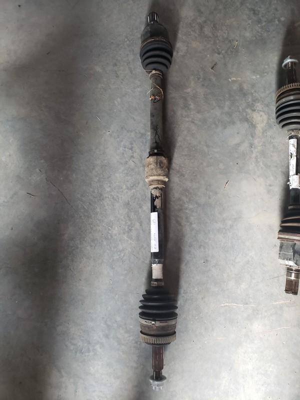 2011 - 15 Hyundai Sonata Hybrid Front CV Drive Axle RH Passenger OEM 495014R250