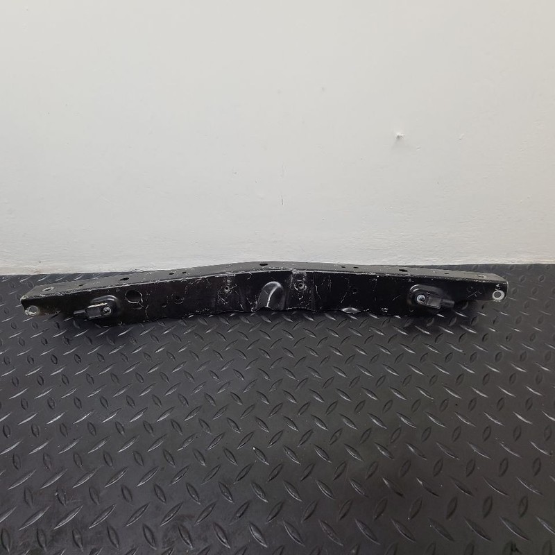 18-24 Chevrolet Traverse Core Support Upper Tie Bar OEM 84462766