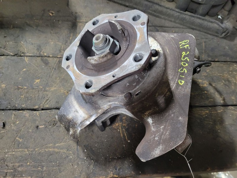 Passenger Front Spindle/Knuckle 996 Model Carrera Fits 01-05 PORSCHE 911 1707456