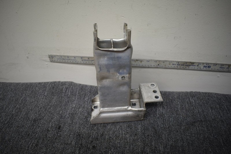 BMW X3 FRONT REINFORCEMENT BAR BRACKET FACTORY OEM