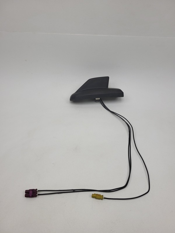 2019-2025 Chevrolet Silverado 1500 Crew Exterior Roof Shark Antenna OEM 84469887