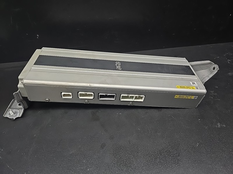 2007-2009 Lexus LS460 LS600h Mark Levinson Amplifier Assembly 86280-0W710