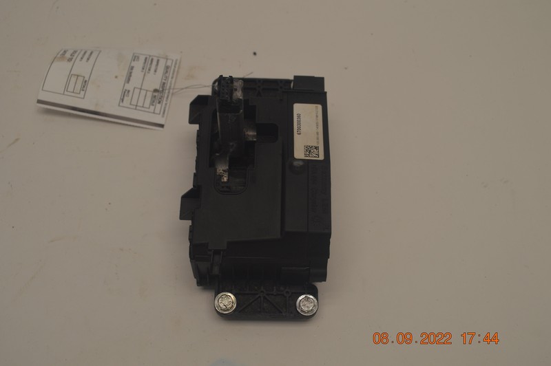 2014-2019 MASERATI GHIBLI AUTOMATIC TRANSMISSION GEAR SHIFTER SELECTOR OEM