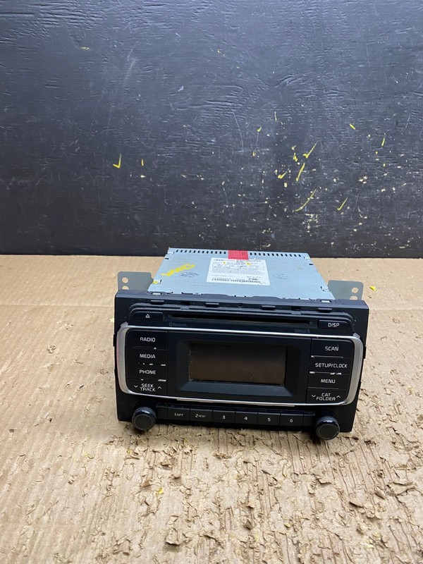 2017 Kia Rio Am Fm Cd Player Radio Receiver OEM W0023 DG