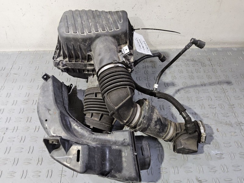 2018-2024 GMC Terrain Air Cleaner Intake Box Assembly 1.5L