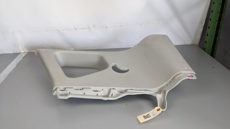 Rear Right C Pillar Upper Trim Panel 2022 Kia Soul LX 85860-K0000 2020 2021