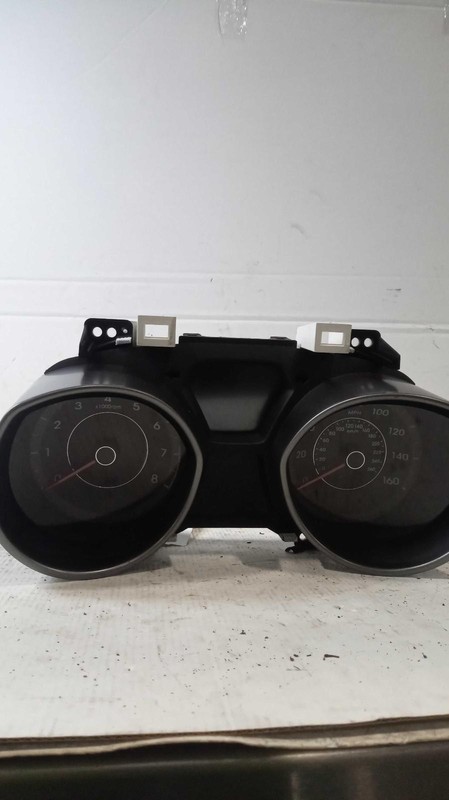 2016 Hyundai Elantra Speedometer Gauge OEM Silver 97K Miles NJ25-19243-475144