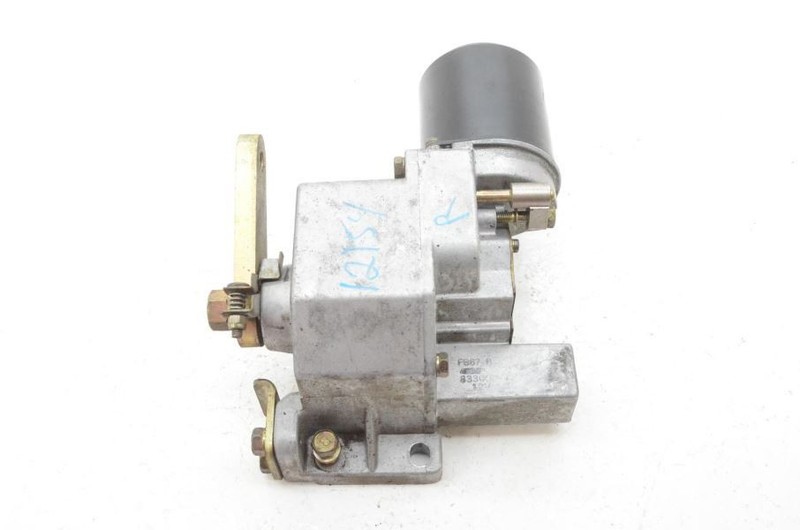 1986-1988 Mazda RX7 FC Convertible Passenger Right Side Convertible Top Motor