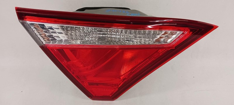 15-'17 TOYOTA CAMRY Left driver inner Taillight OEM Grade A!