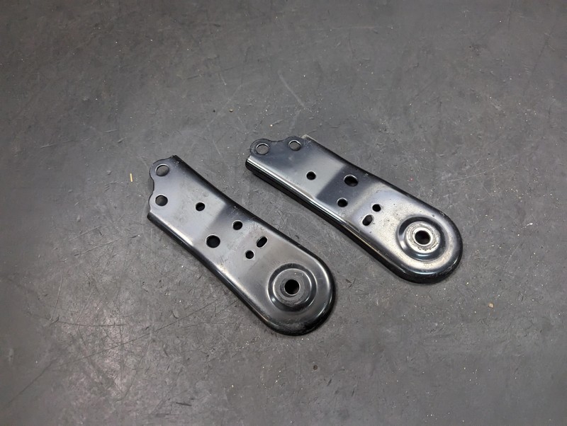 2PC Rear Crossmember Right & Left Bracket 2022 Toyota GR86 SU003-00350 2023