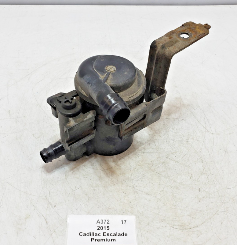 ✅ 15-20 OEM Cadillac Escalade 6.2L Engine Fuel Vapor Canister Valve