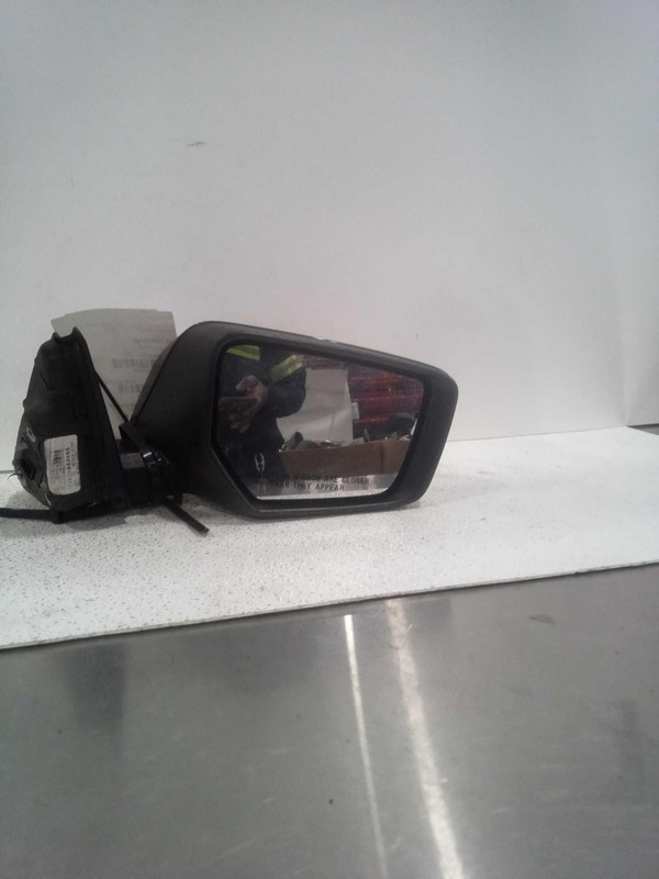 2016 Chevrolet Impala Right Door Mirror Assembly Black OEM Used 2451355