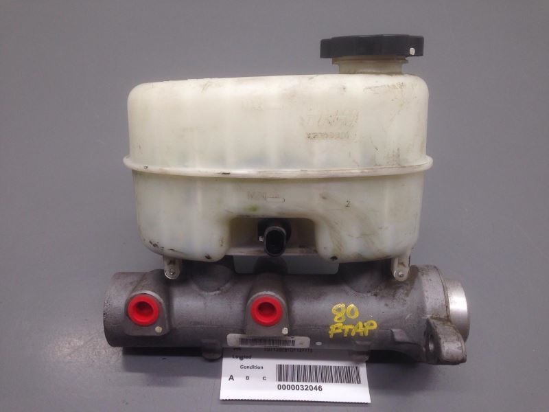 Brake Master Cylinder 84397946 Fits 2009-2014 GMC Sierra 2500 75199