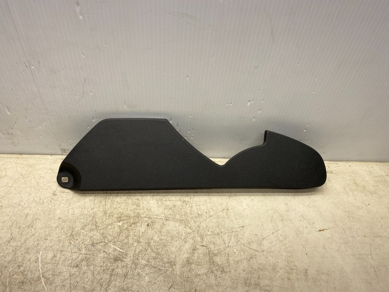 2003-2006 VOLVO XC90 RIGHT FRONT SEAT INNER TRIM TRACK COVER PANEL BLACK OEM