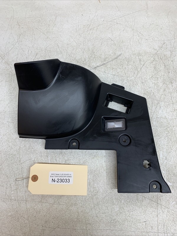 20-22 TESLA Y LH DRIVER FOOTWELL STEERING COVER ASSEMBLY 1507076-00-A 23033 B52