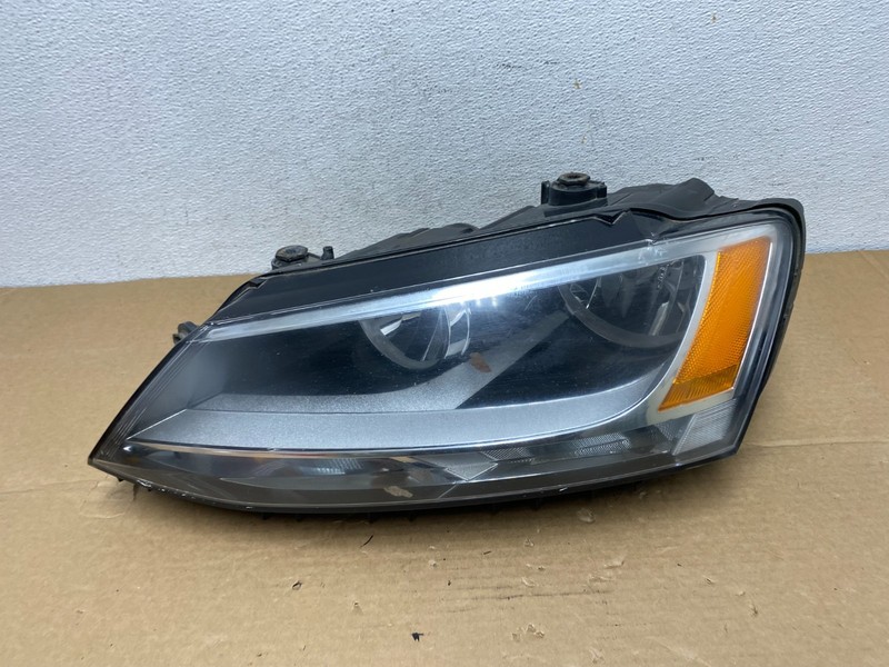 2011 to 2014 Volkswagen Jetta Left Driver LH Headlight Halogen OEM AD3850 DW