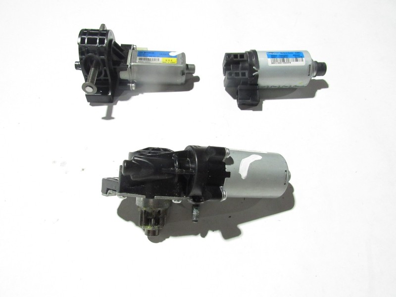 Kia Sportage SX 2023 Front Right Seat Adjust Recline Motor Set 3 Pc 21-25 |#3