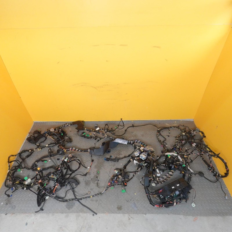 2019-2022 VOLVO XC40 MAIN BODY WIRE WIRING HARNESS CABLE DUCT OEM 32200072