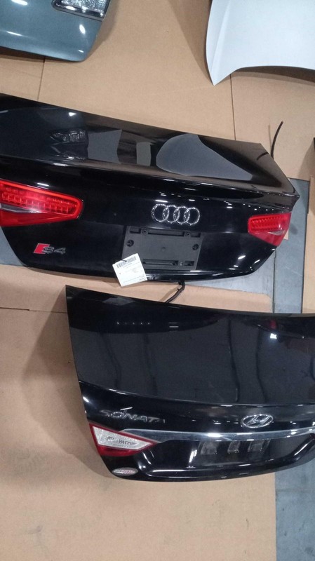 2014 Audi S4 Deck Lid Trunk Lid OEM 8K5827023AK Used 126K Miles