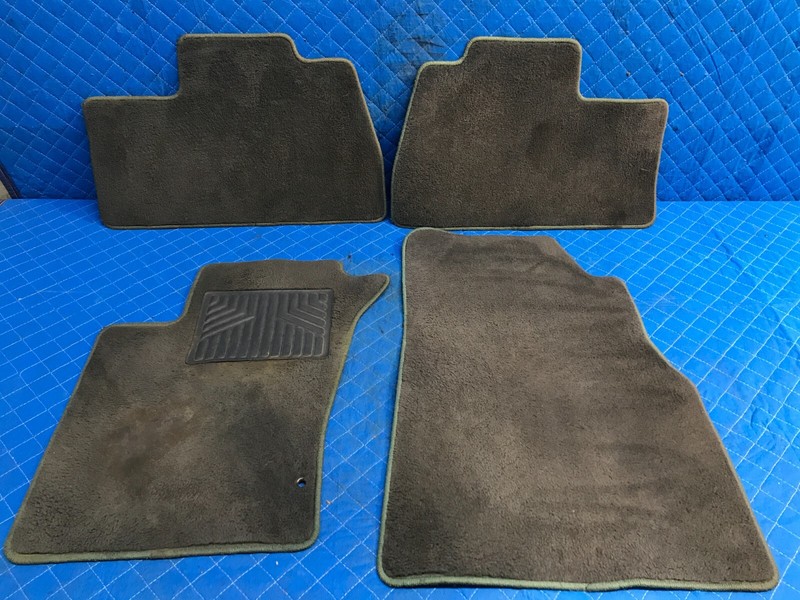 98-05 Mercedes ML320 Carpet FLOOR MATS Mat Set OEM Dark Gray