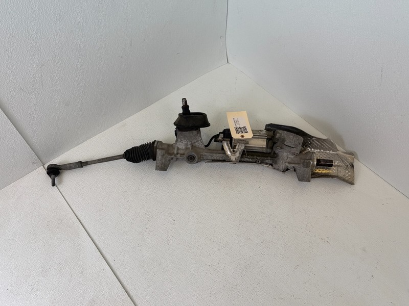 2014 - 2018 Jeep Cherokee Steering Power Rack And Pinion P05154521AI OEM
