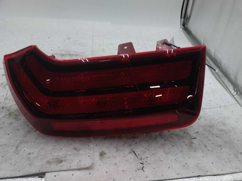 2021 KIA TELLURIDE Left Tail Light Assembly White 674982 58000 Miles
