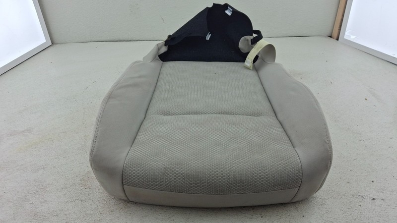 2018-2020 Nissan Rogue SPORT Front Right Seat Lower Cushion OEM SEE PIC FOR CON