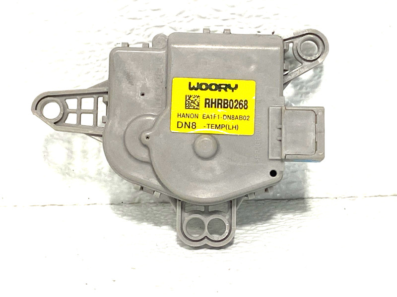22 23 24 HYUNDAI TUCSON HVAC A/C TEMP FLAP SERVO DOOR MOTOR ACTUATOR OEM #A0.17