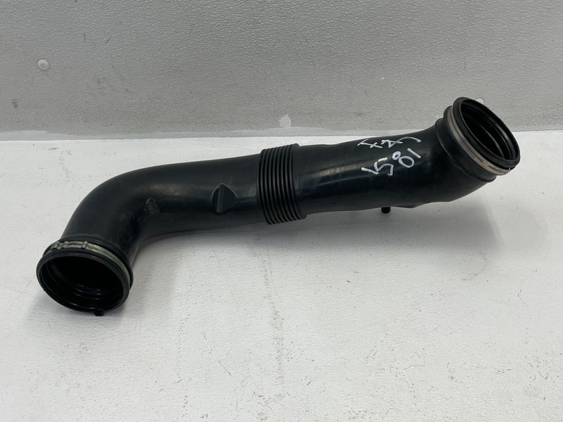 17-22 Alfa Romeo Giulia Quadrifoglio Right Air Intake Hose Tube 2.9L 1581 OEM