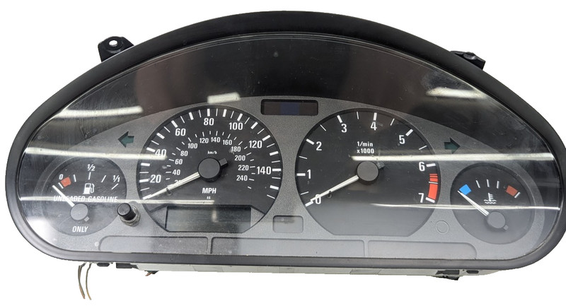 BMW 318ti E36 HATCHBACK Instrument Cluster Speedometer Gauge Fits 1998-1999