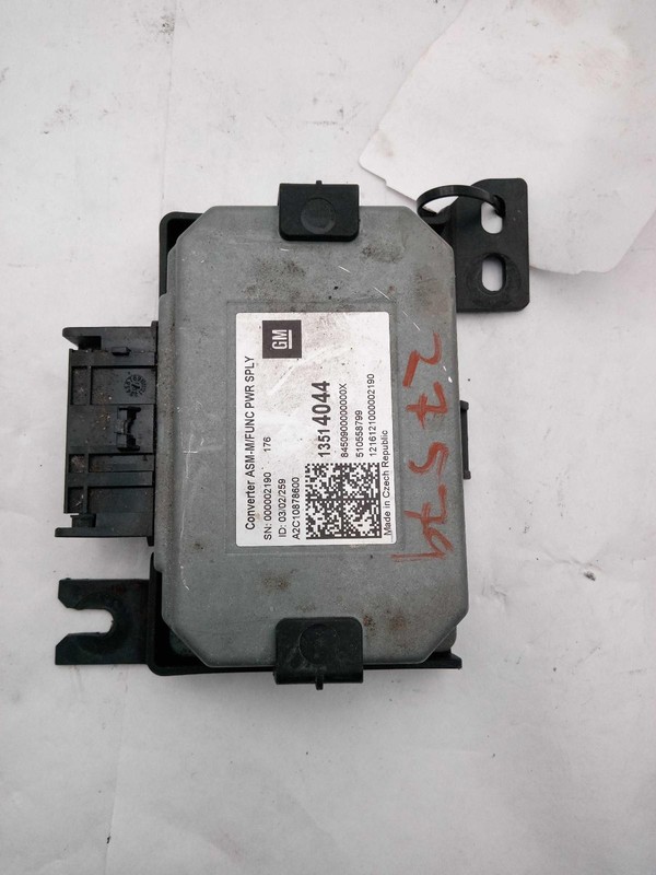 Used Air Bag Module fits: 2016 Chevrolet Malibu Air Bag below center console Gra