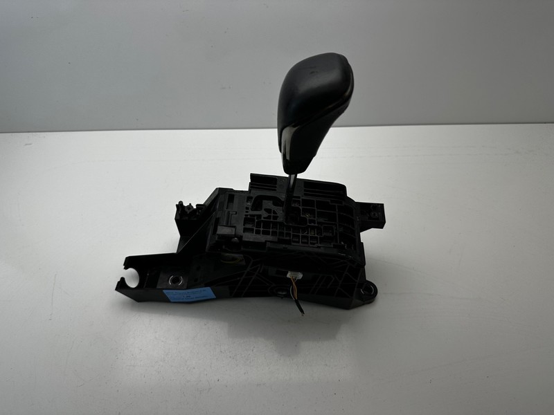 2013-2018 TOYOTA AVALON TRANSMISSION SHIFTER GEAR SELECTOR LEVER OEM