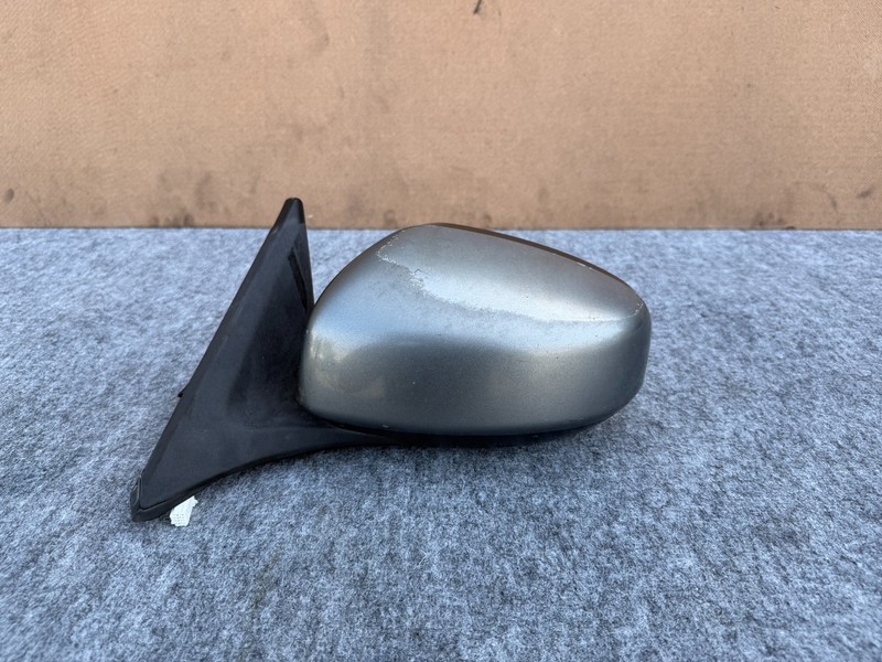 NISSAN 370Z 2009-2021 OEM LEFT DRIVER DOOR MIRROR ASSEMBLY (SILVER)