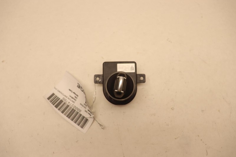2015-2021 PORSCHE CAYENNE ENGINE IGNITION SWITCH MODULE READER OEM