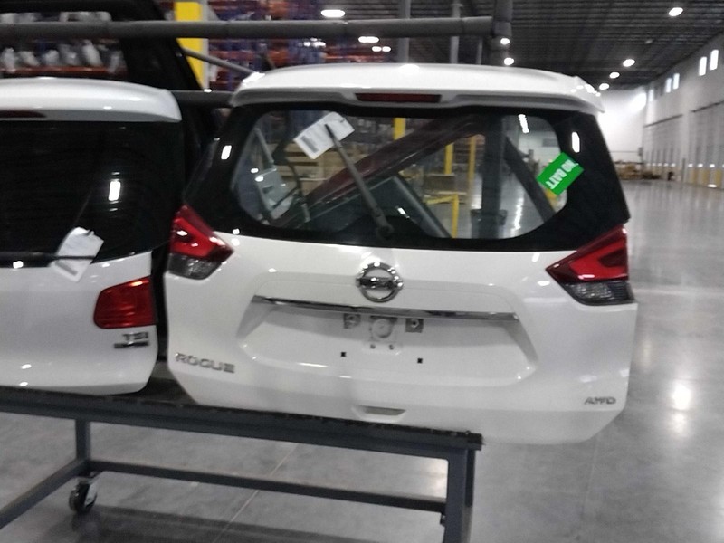 Used Deck Lid fits: 2018 Nissan Rogue VIN K 1st digit Korea built manual liftgat