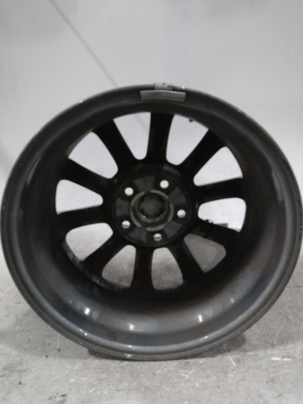 2018 Chevrolet Malibu 16 Silver OEM Wheel Rim 84428928 Used