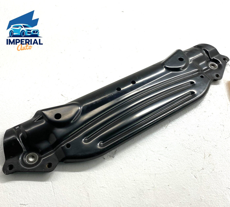 Mercedes W221 S550 Front Subframe Crossmember Plate Bracket OEM 2007-2012