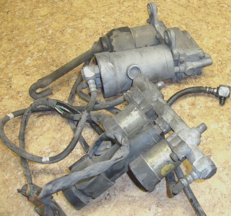1991 Honda Goldwing GL1500 GL 1500 A Shock Air Pump Distributor Leveling Valve