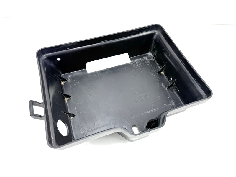 2006-2010 Hummer H3 3.7L Battery Tray Housing Box Lower Cover Only OEM 10399619