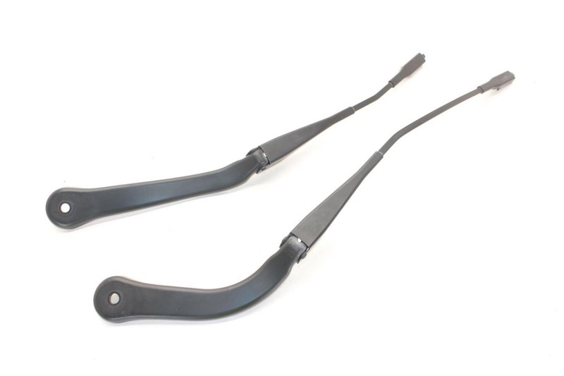 08-13 BMW M3 4.0L Pair of Left and Right Windshield Wiper Arms 725338602 7253386