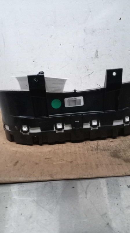 2020 Jeep Cherokee Speedometer Gauge OEM Green 140 MPH 2.0L 67000 Miles