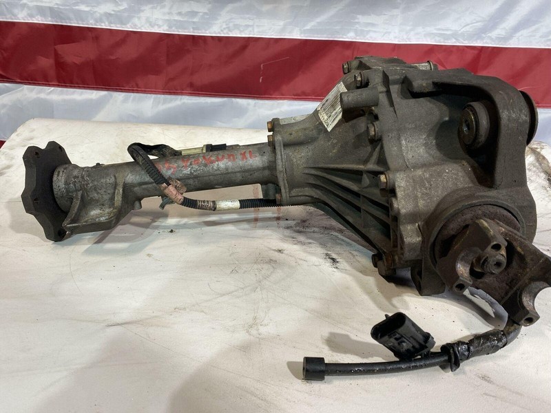 1999-2007 Chevy Silverado 3.73 GT4 Front Carrier Assembly Oem Tested 184K