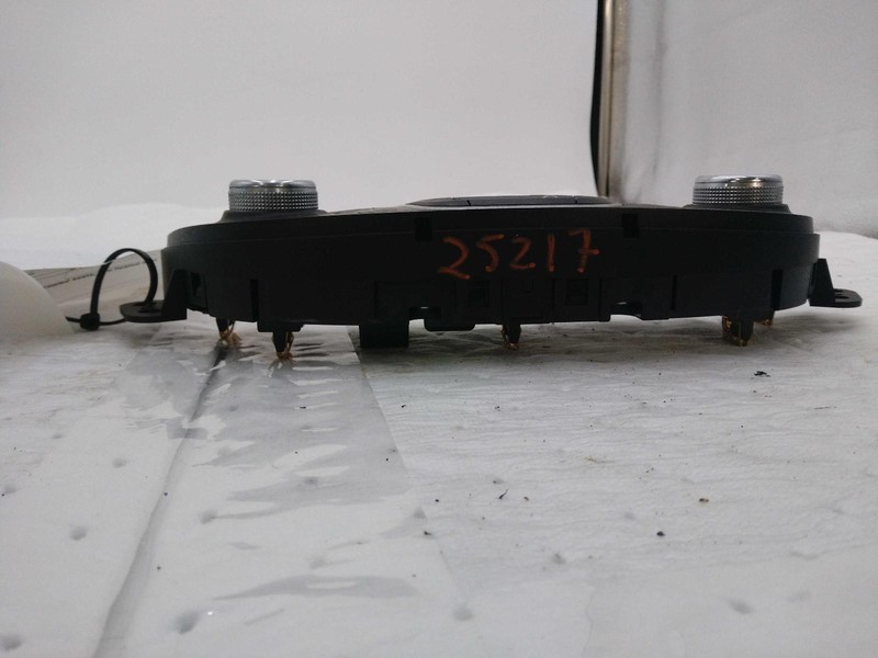 Chevrolet Malibu 2020 50K mi. Front Temperature Control 84426651 1139