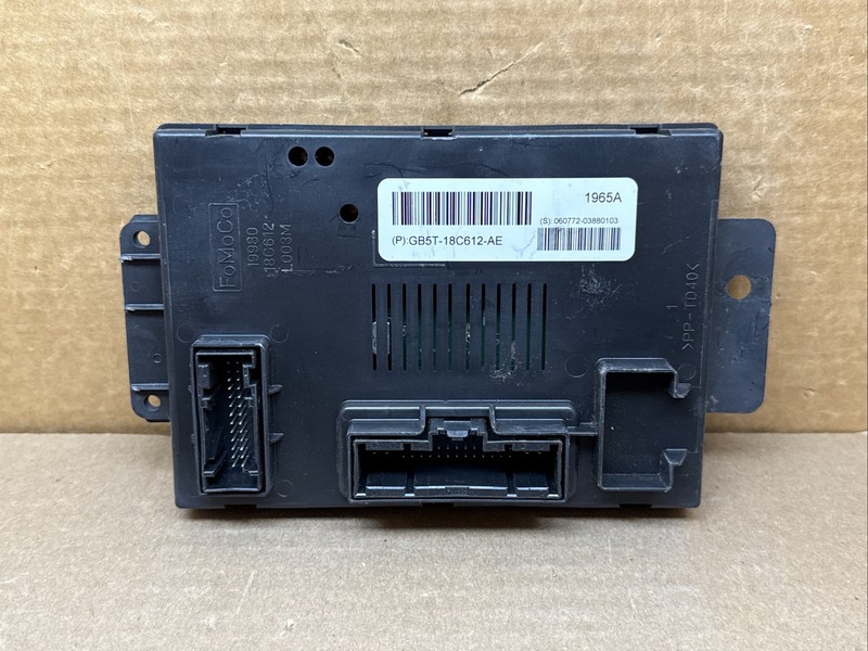 2016-2019 Ford Explorer Temperature Temp Climate Control Module GB5T-18C612-AE