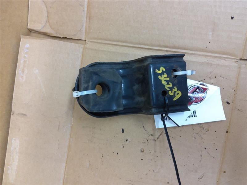 Radiator BRACKETS ONLY 8-366 Fits 05-07 FORD F250SD PICKUP 261348