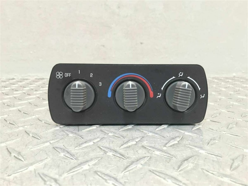 2000-2002 CHEVROLET TAHOE SUBURBAN ROOF TEMPERATURE CONTROL UNIT OEM 15748176