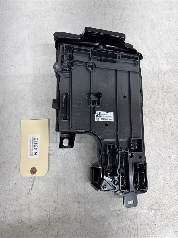 2026 Tesla Model Y Left Low Voltage Juniper Controller LH 1899687-30-C 45115 B93
