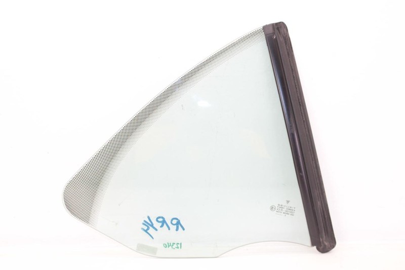 99-13 Porsche 911 3.6L 996 Passenger Right Rear Quarter Window Glass
