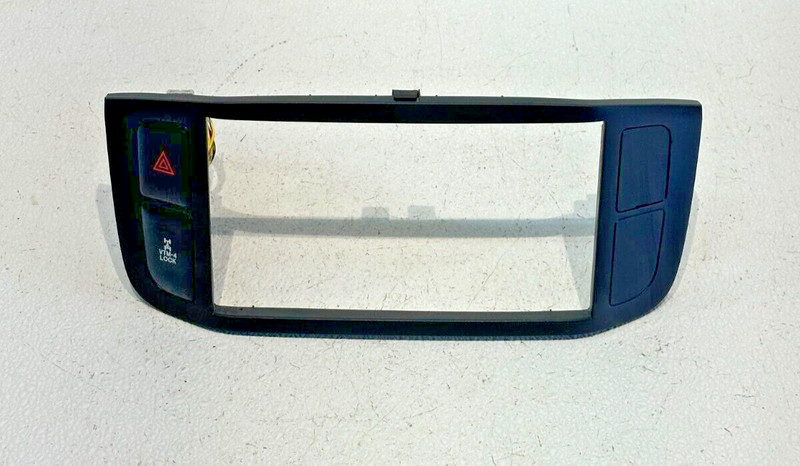 OEM 2003-2004 HONDA PILOT DASHBOARD RADIO PANEL TRIM BEZEL W/ HAZARD SWITCH